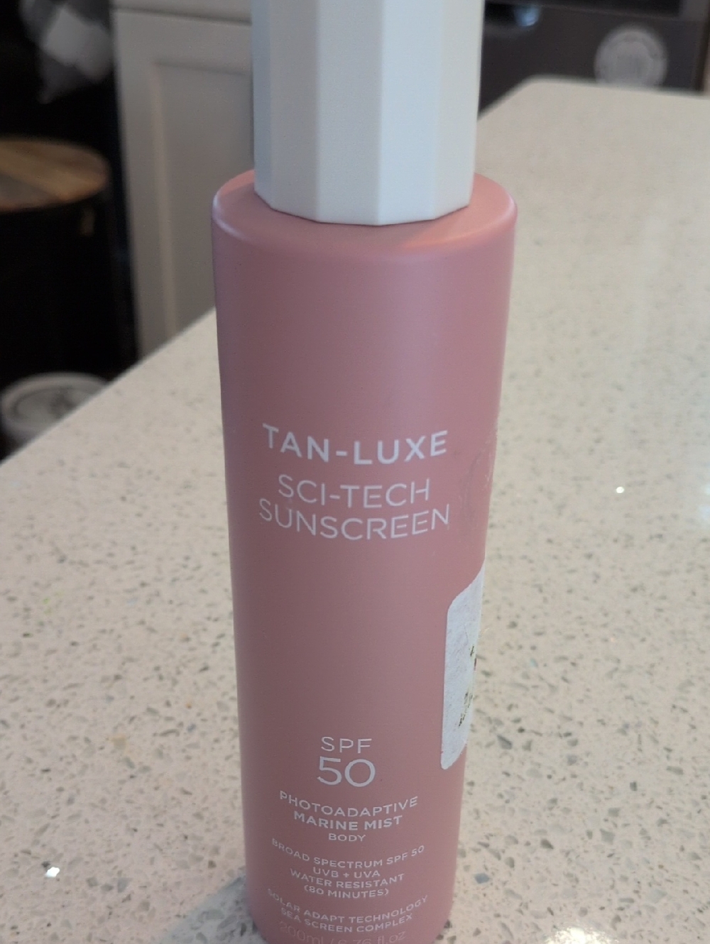 TAN-LUXE SCI-TECH Sunscreen SPF 50 - Pink Bottle Marine Mist